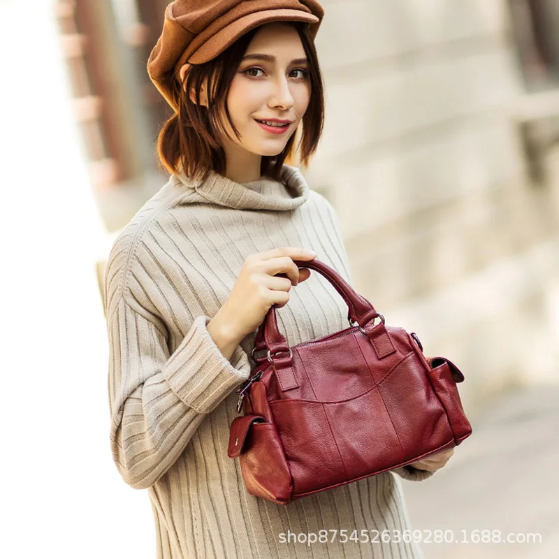 

Women's English Style Shoulder Fashion Crossbody Large Capacity Soft Leather Portable Cowhide Bag