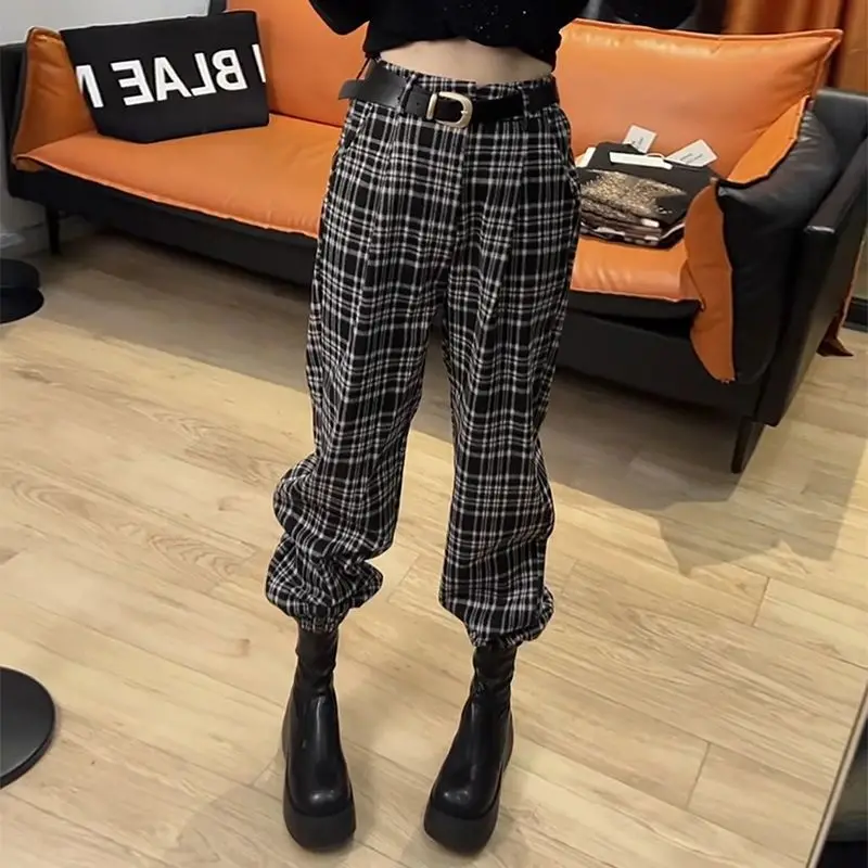 Stylish Retro Elastic Waisted Harem Pants with Plaid Design Loose and Versatile Covering the Flesh and Binding the Feet