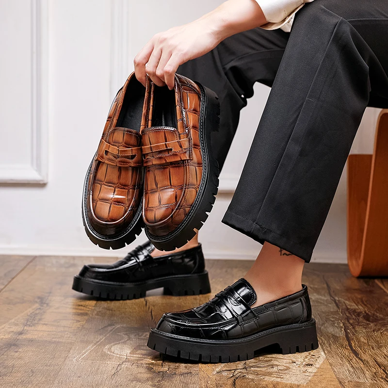 

Retro Men Business Loafers Black Brown Men Comfortable Thick-soled Anti-slip Fashionable Round-toed Leather Shoes Social Shoes