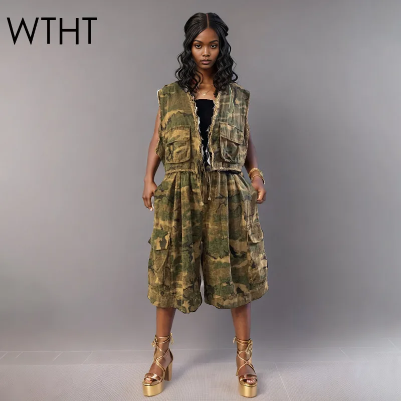 

WTHT Vintage 2025 Summer Women's Burr Edge Pockets Sleeveless Vest Fashion Camouflage Elastic High Waist Shorts Female 1LS1971