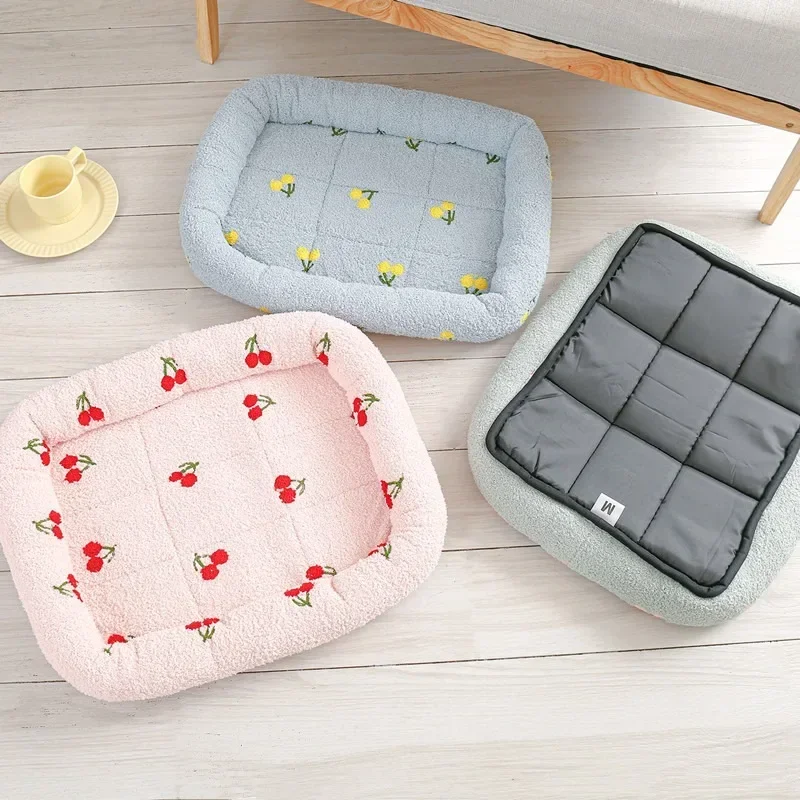 Universal Kennel Cloud Velvet Cherry Print Pet Cushion Heavy Small Dog Cat Comfortable Sleep  Bed Dog Supplies Dog bed Gift