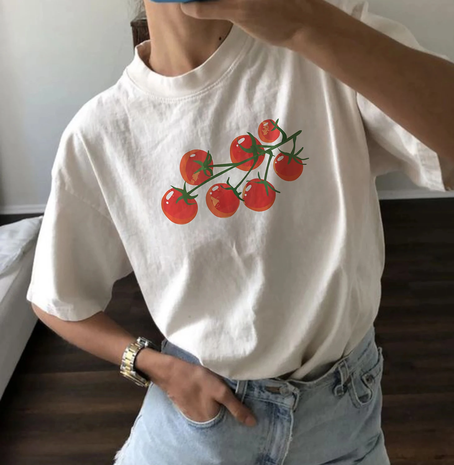 

Cute Cartoon Tomato Print Female T-shirt Hot Sale Fashion Holiday Casual Women Shirt New Trend Summer Outdoor Simple Girl Tee