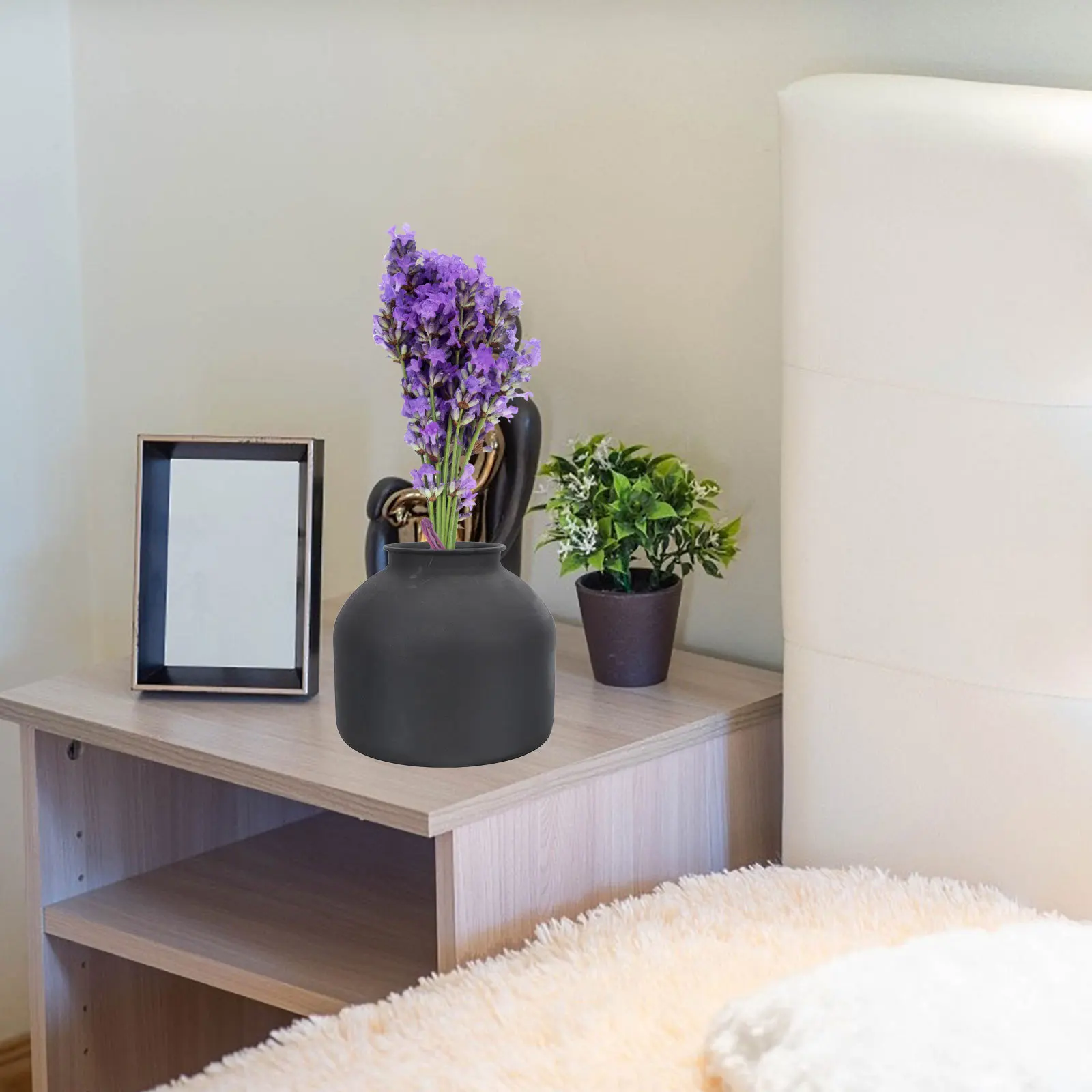 

Creative Frosted Flower Vase Premium Iron Material Modern Vase Decor for Living Room Bedroom Cafe Floral Arrangement Display