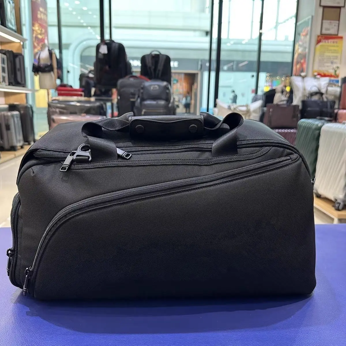 حقيبة رياضية للرجال، حقيبة جولف رياضية من النايلون بسعة كبيرة لمعدات التمرين، حقيبة عطلة نهاية الأسبوع متعددة الأقسام 2203712