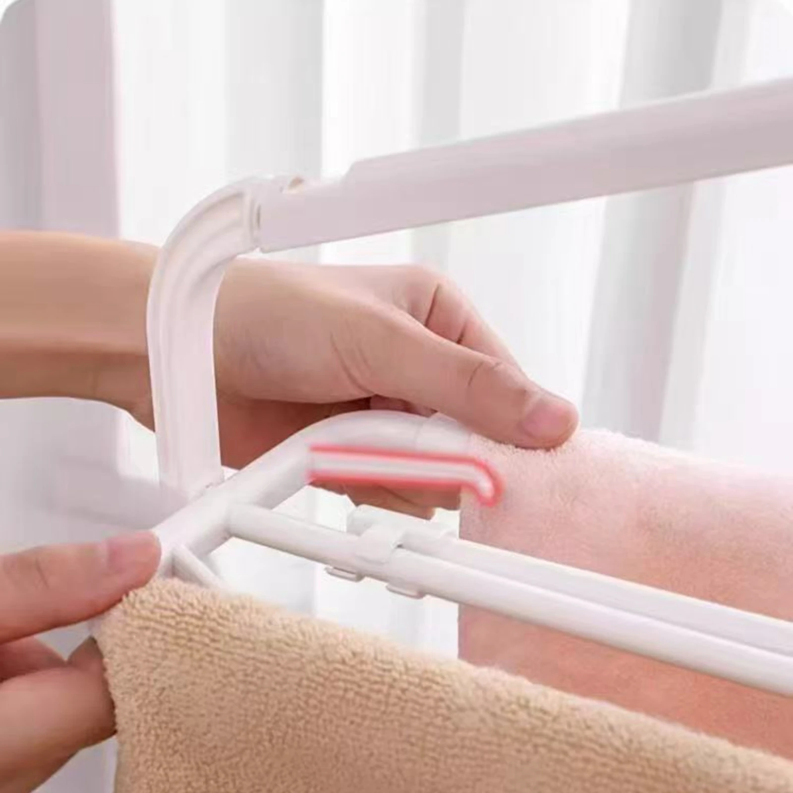 Retractable Clothes Hanger Slim Profile Retractable Hanger Collapsible Clothes Drying Rack Long-Lasting Home Storage Easy To