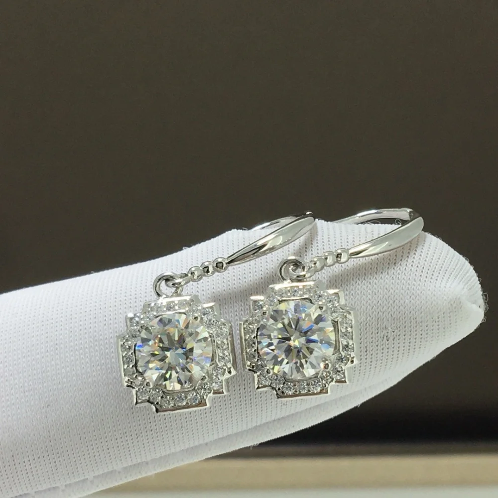 S925 2Carats Natural Moissanite Diamond Cube Earrings Fashion Elegance Jewelry Birthday Crystal Women Mature Charm Gift 1Pair