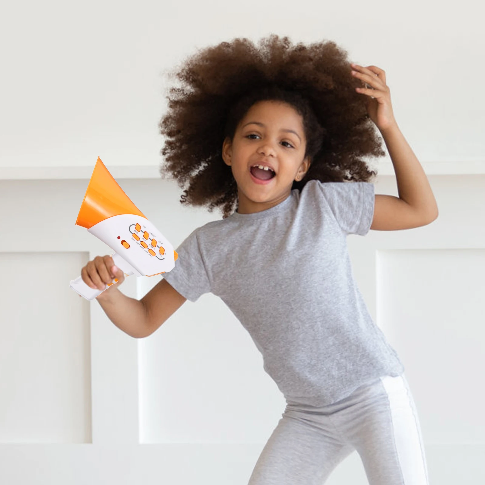 Megafon dla dzieci ze zmianą głosu, zabawka, głośny głośnik, przygoda na imprezę, żart, odgrywanie ról, cosplay, gadżet, narzędzie edukacyjne do zabawy