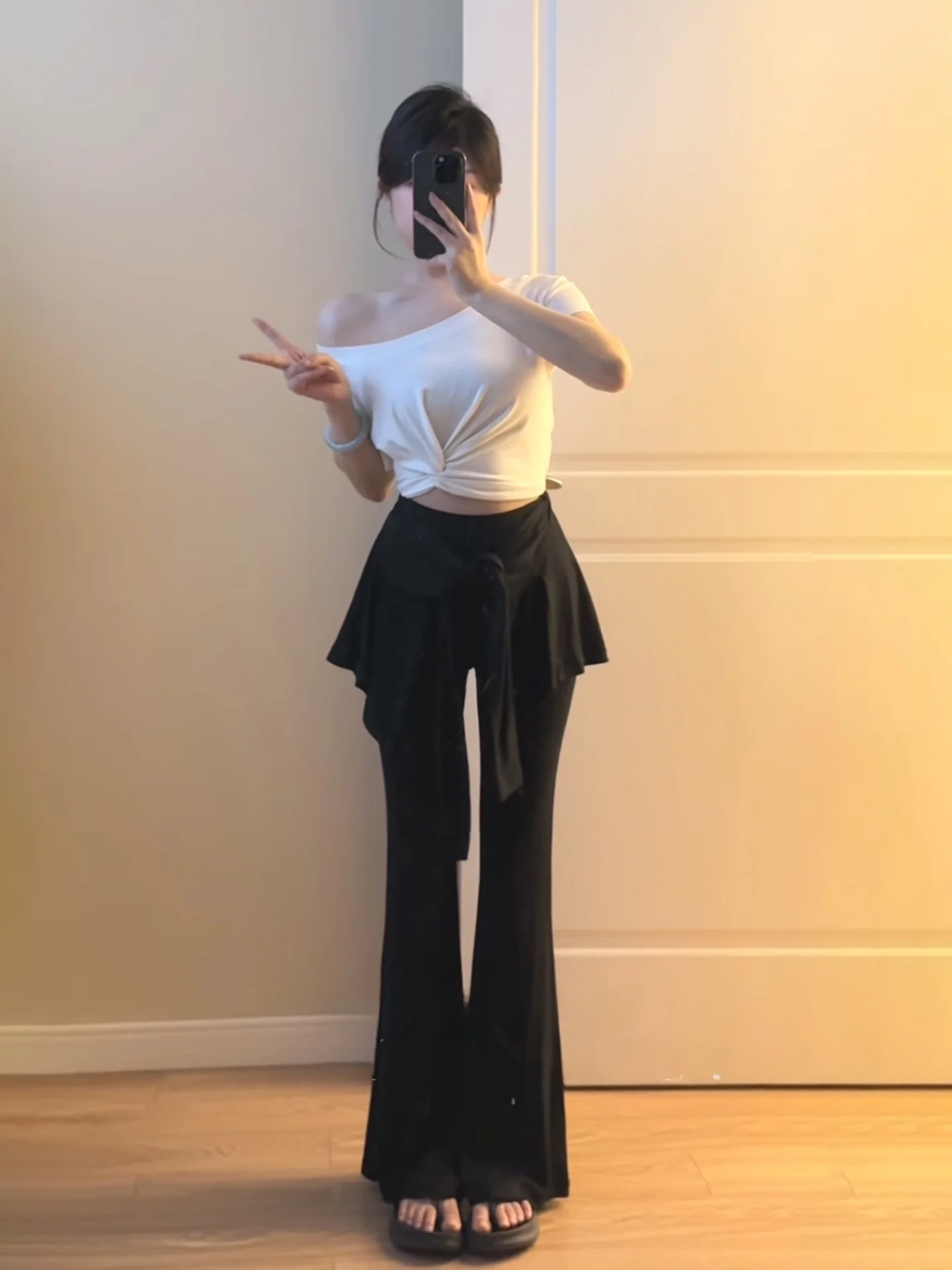 

Комплект: футболка с коротким рукавом и брюки Slim Fit, женская модная коллекция весна, брюки с высокой талией, топ с узлом Pure Desire