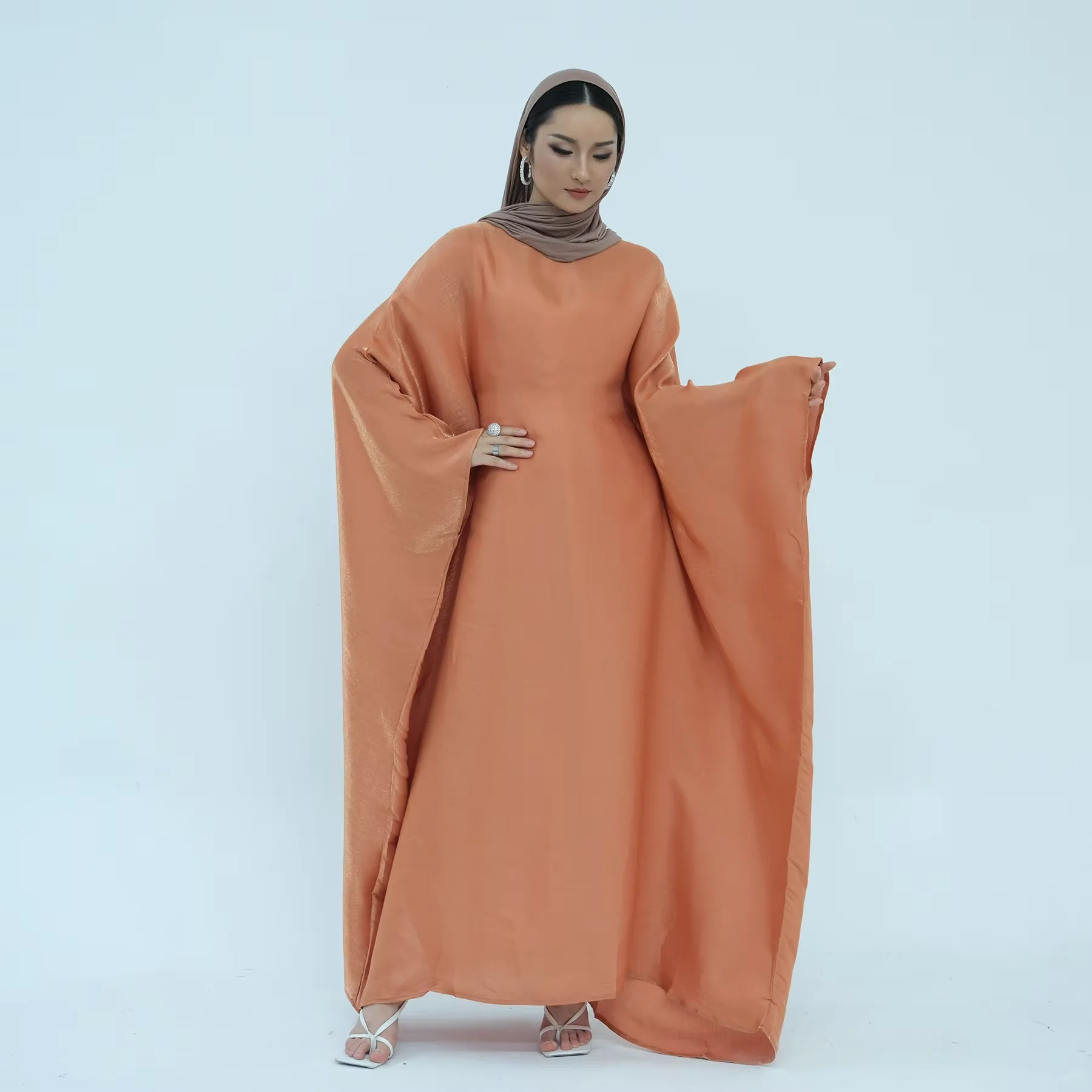 Eid Djellaba Shiny Abayas for Women Muslim Dress Batwing Sleeve Kebaya Jalabiya Dubai Abaya Turkey Kaftan Femme Robe Islam Gown