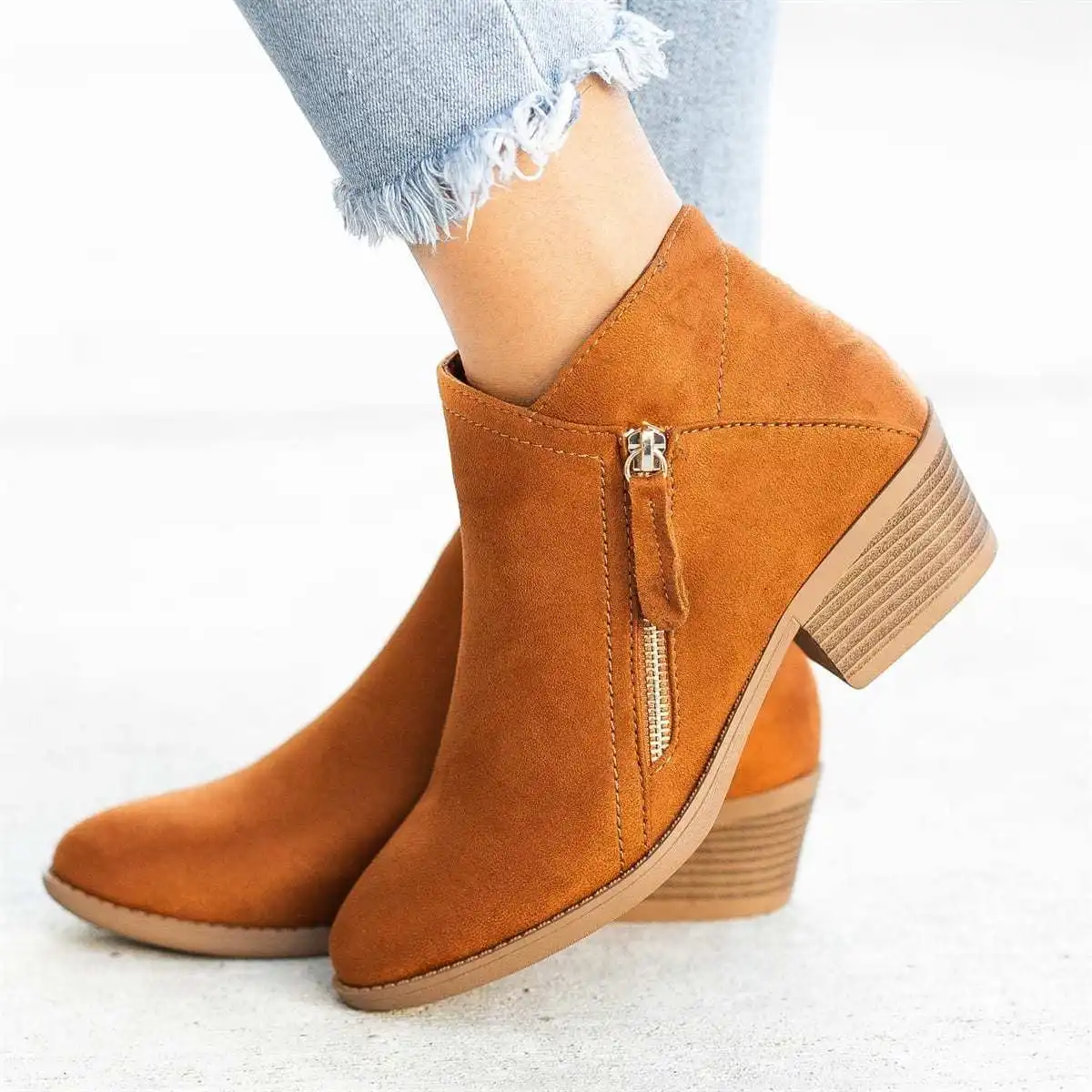 2023 Women Booties  Autumn Suede chelsea Boots Women Fashion  Platform Boots Side Zipper Heeled Ankle Boots Botas De Mujer