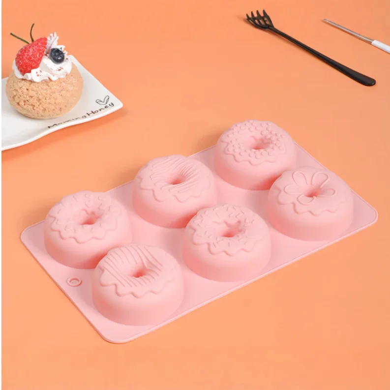 Silikon-Donut-Kuchenform 6-fach, geriffelte Silikon-Röhrenkuchenformen, antihaftbeschichtete Silikonformen für Donuts, Gelee, Cupcakes, Brötchen, Brot – Detail 3