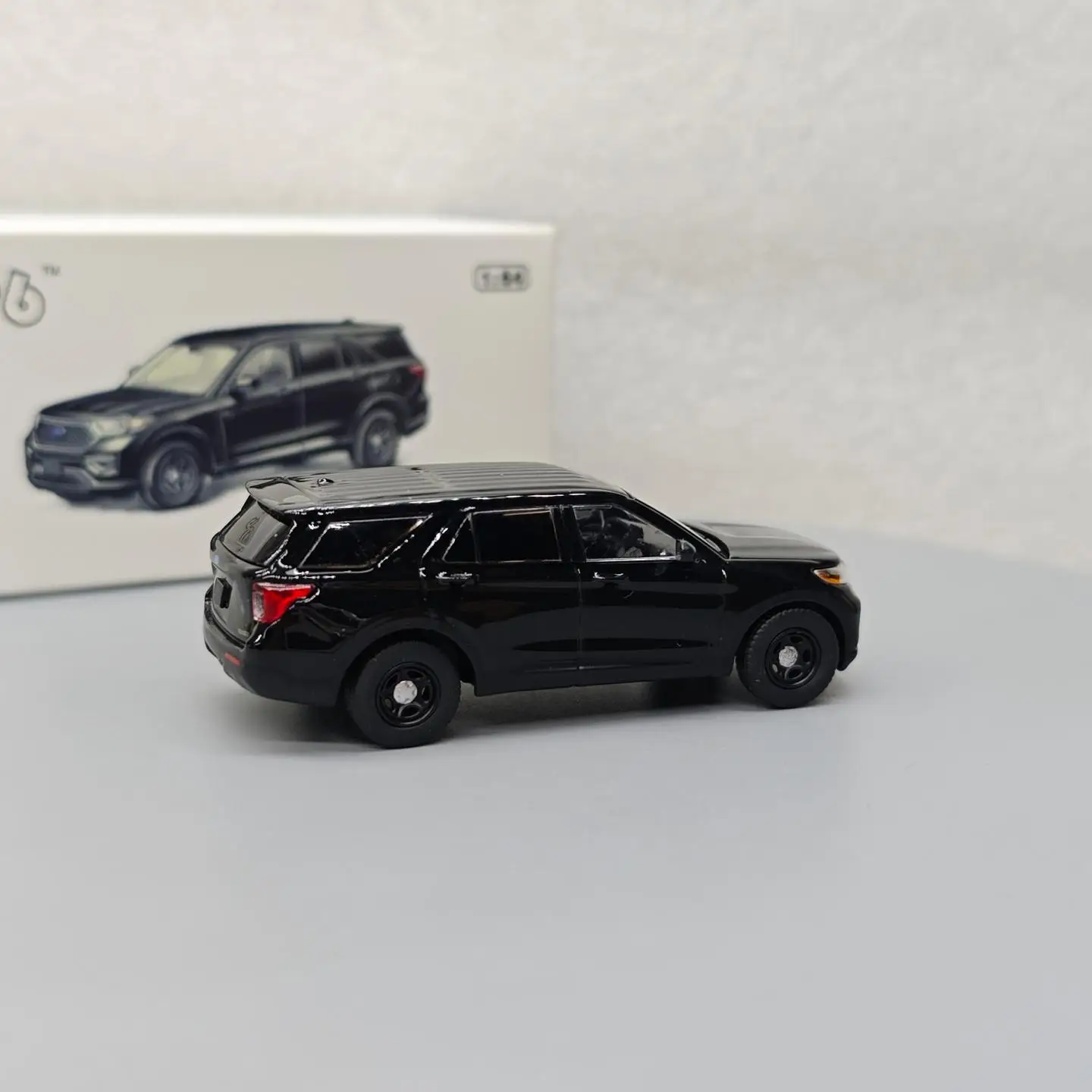1:64 Explorer SUV Simulation Legierung Mini Auto Modell Hobby zum Sammeln von Spielzeug Geschenken