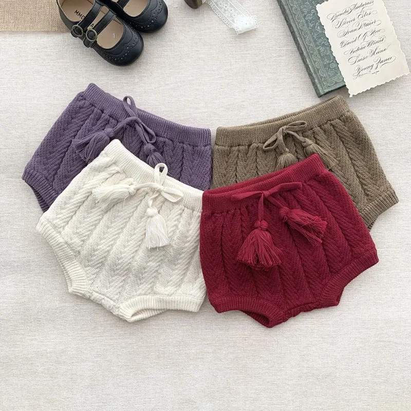 

Baby Girls Bloomer Shorts Autumn Knitting Shorts Baby Boy Thick Cotton Shorts Outfit Newborn Triangle Toddler Trousers