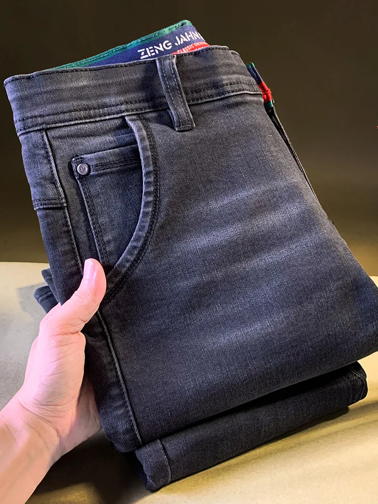 Zwartgrijze herenjeans herfst high-end gewassen rechte pijpen casual Koreaanse versie elastische kleine herenbroek met rechte pijpen