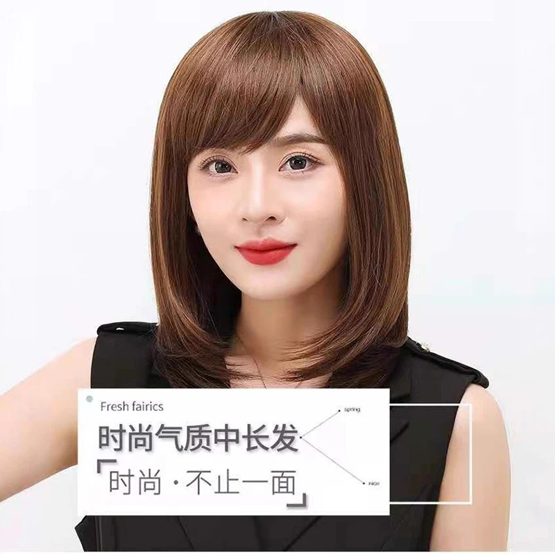 Vrouw Middelbare leeftijd Zijwaarts geveegde pony Schouderlengte haar Dame Dagelijkse match Natuur Sleutelbeen Pruik Feesthoofddeksels Halflang haar