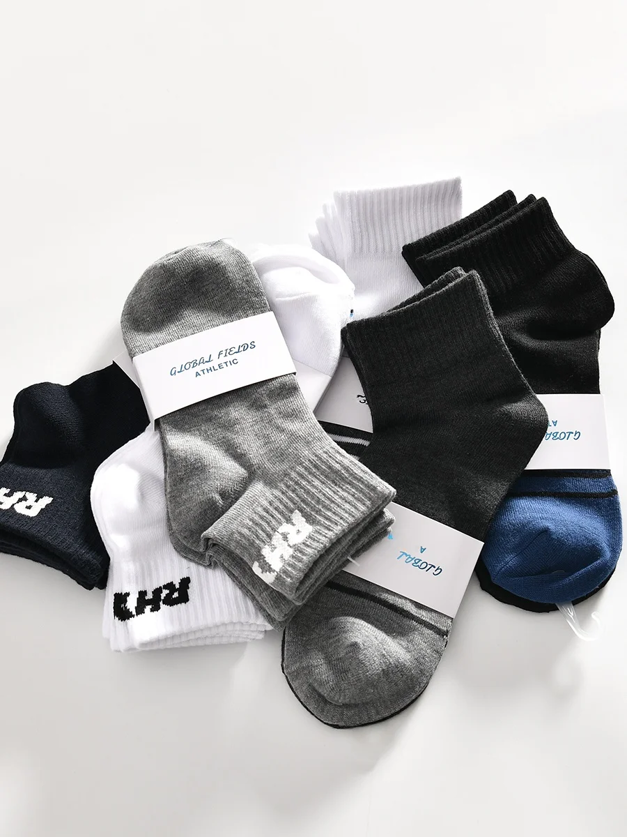 

Boxed Men's Sporty Breathable Comfortable Short Socks Casual Lightweight Absorb Sweat Four Seasons Suitable for Daily Wear