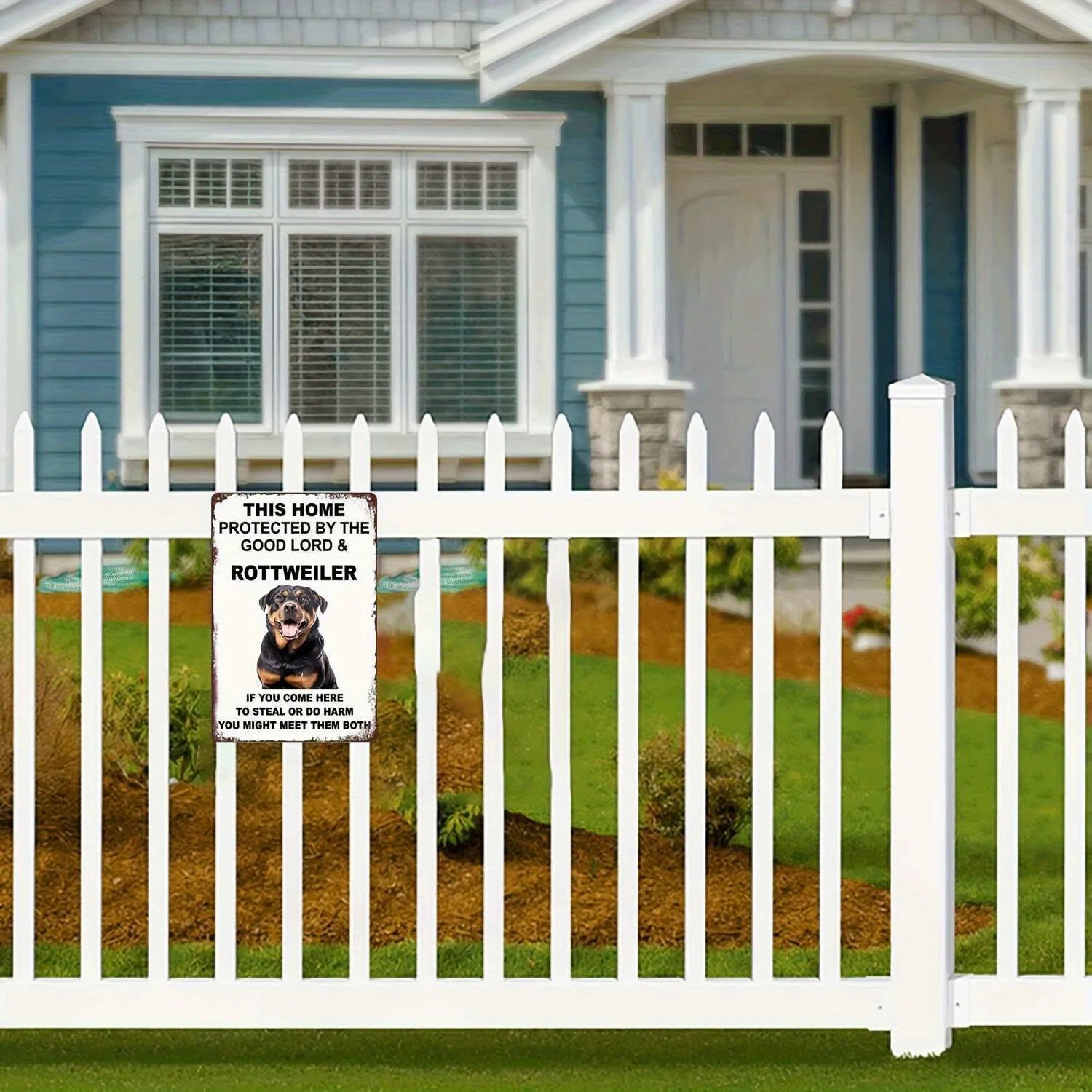 Retro Metal Wall Decoration - Rottweiler Guarding Property Sign with Funny Caution Message, 30.48X20.32 cm Rustic Iron Home Deco