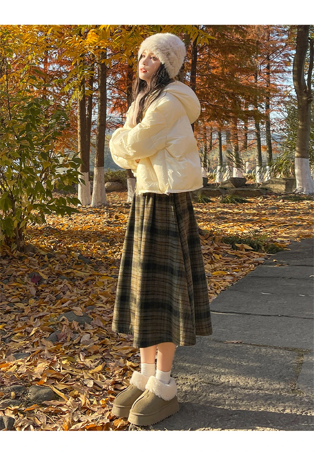 Vintage Woolen Skirt Women's Mid-length Plus Velvet New High-waist Slim Umbrella Skirt Autumn Winter Thickened Plaid Half Dress