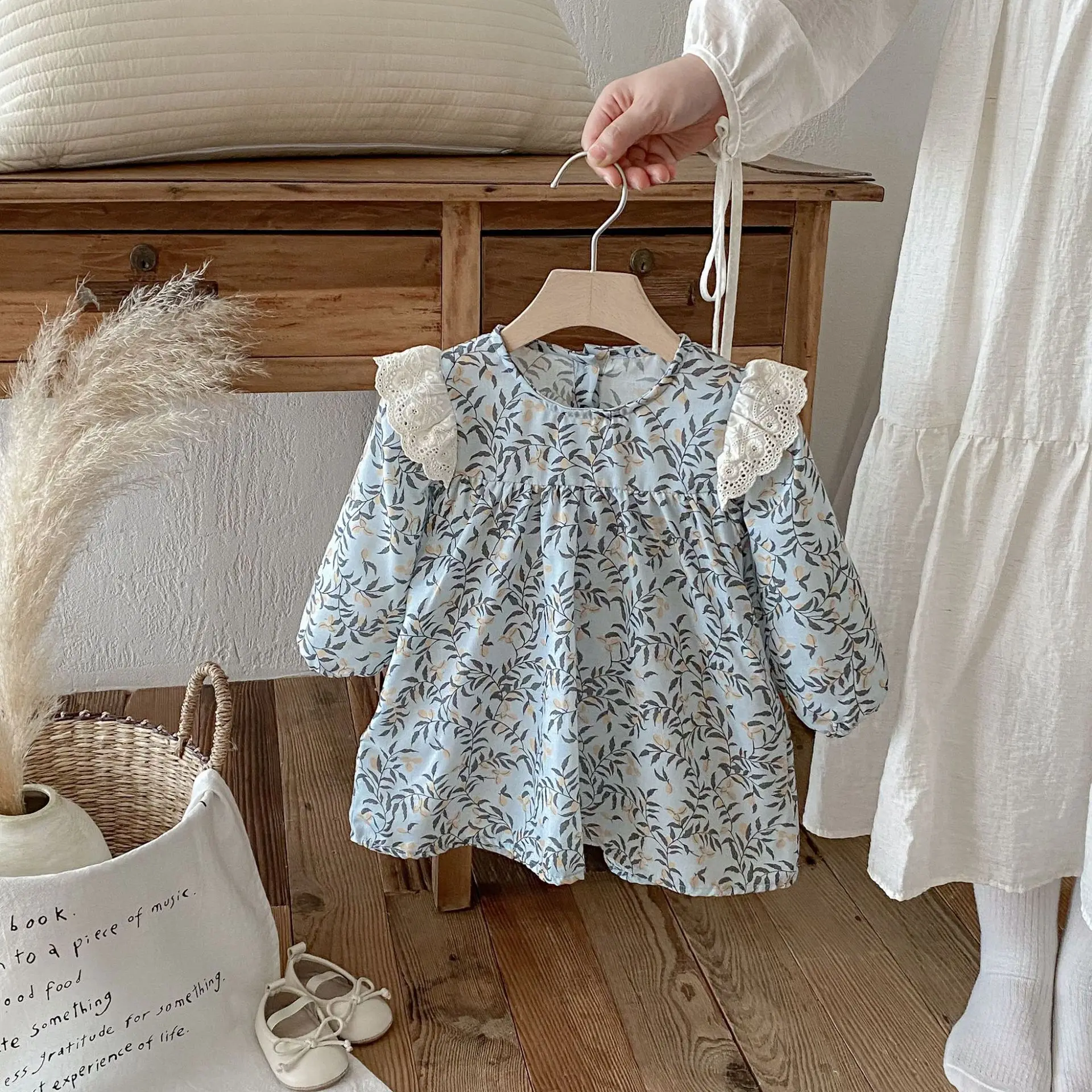 

Children's Autumn New Children's Clothing Skirt Girl Baby Lace Retro Long-sleeved Printing Girls' Dress