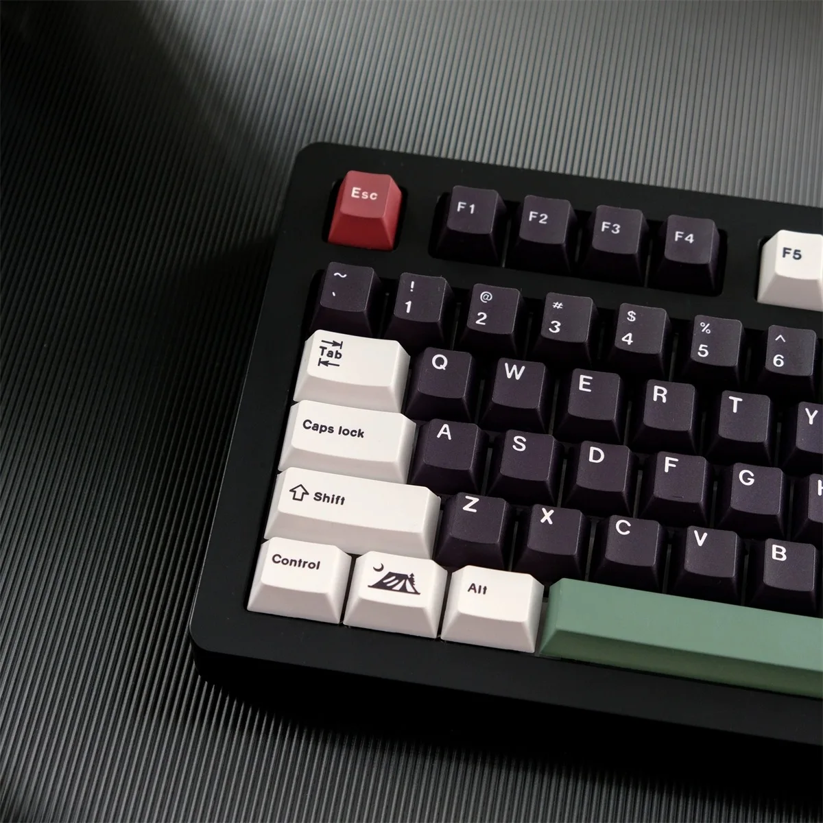 Imagem -04 - Gmk Clone Camping Pbt Keycaps Perfil Cereja Dye Sub Kit Teclado Mecânico mx Switch Retro Gmk67 Cortejar