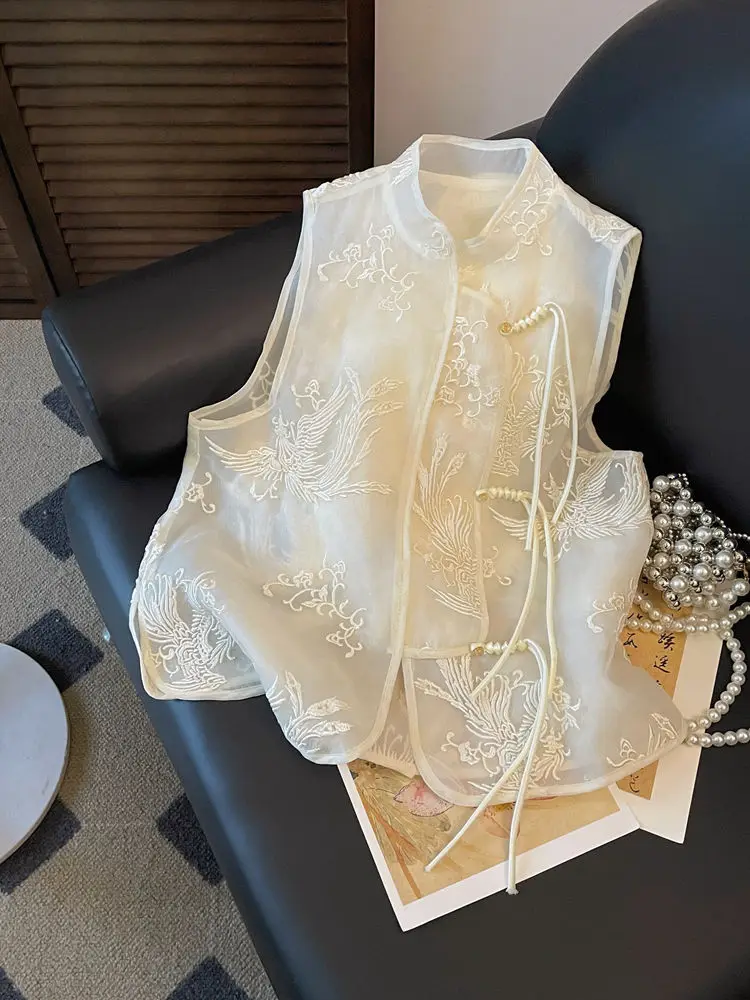 수 놓은 조끼 여성 중국 스타일 빈티지 조끼 민소매 레트로 버클 탑 여성 여름 새로운 패션