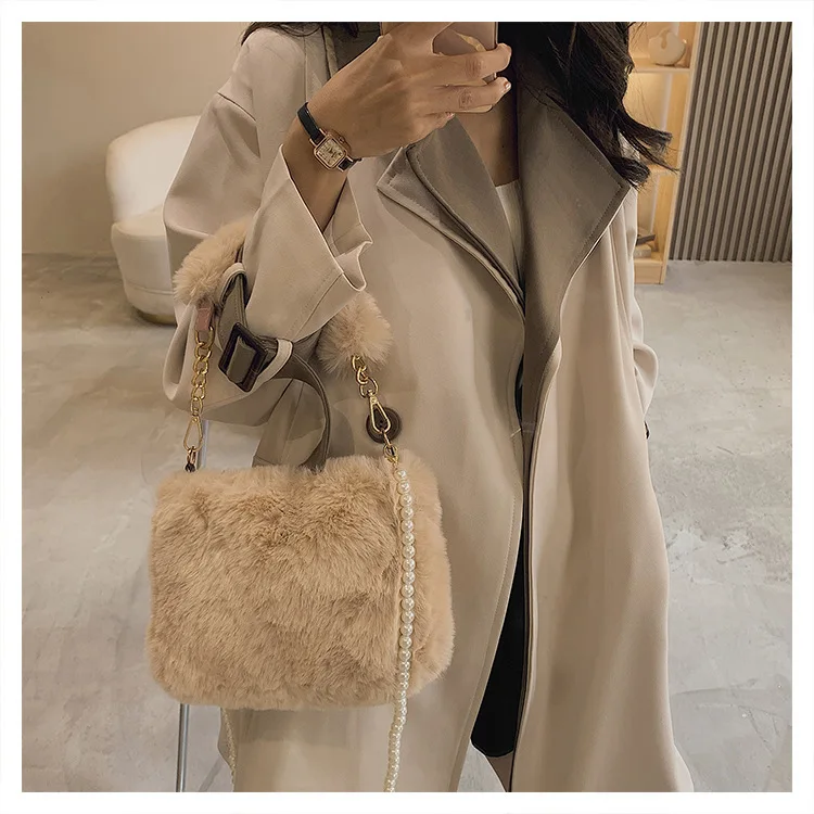 Sac à main en peluche JOCrossbody pour femme, petit sac carré, simple initié, nouvelle mode, automne et hiver