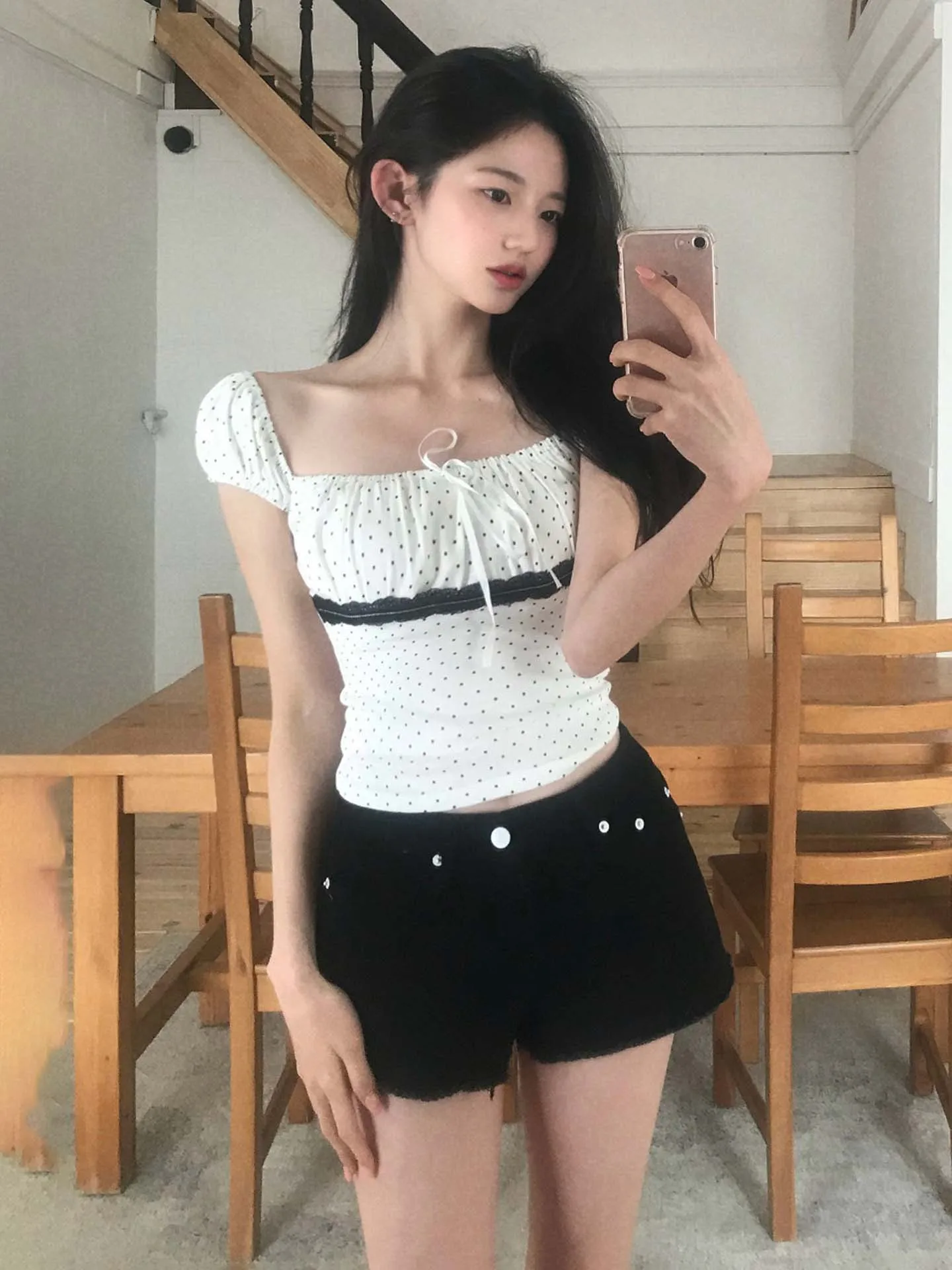 

WEEKEEP Polka Dot Bubble Sve T-irt Square Collar Lace Patchwork ort Sve Slim Fit Summer Street Sle Top for Women