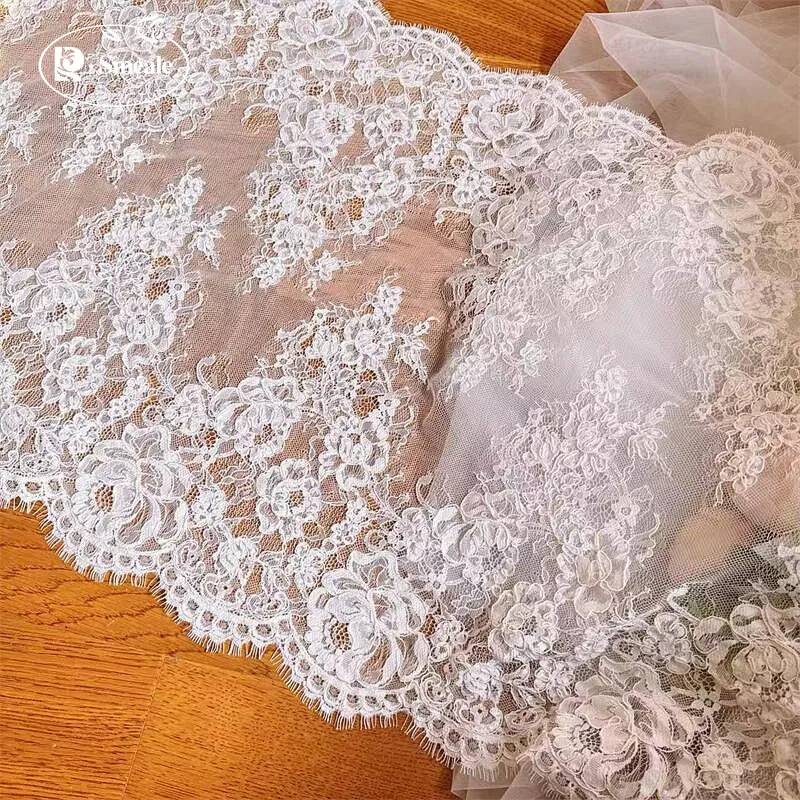 3MX65CM Breite. Französischer Spitzenstoff mit großer Blumenbordüre. Stoff für Couture-Brautkleider. DIY-Nähzubehör. – Detail 7