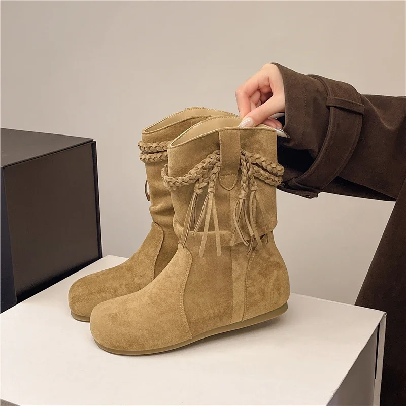 

Shoes for Women 2025 New Autumn Retro Versatile Casual Women's Boots Sleeve Large Size Solid Flat Bottom Tassels Ankle Boot