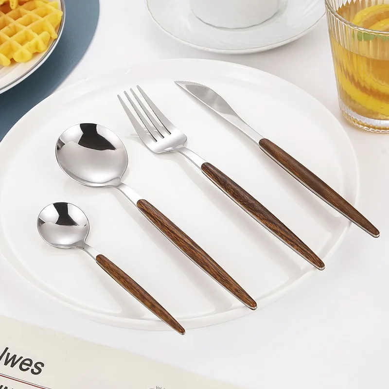 Kitchenware Wooden Clip Handle Western 4 Piece Dessert Steak Knife, Fork and Spoon Cutlery Set Deluxe High Quality