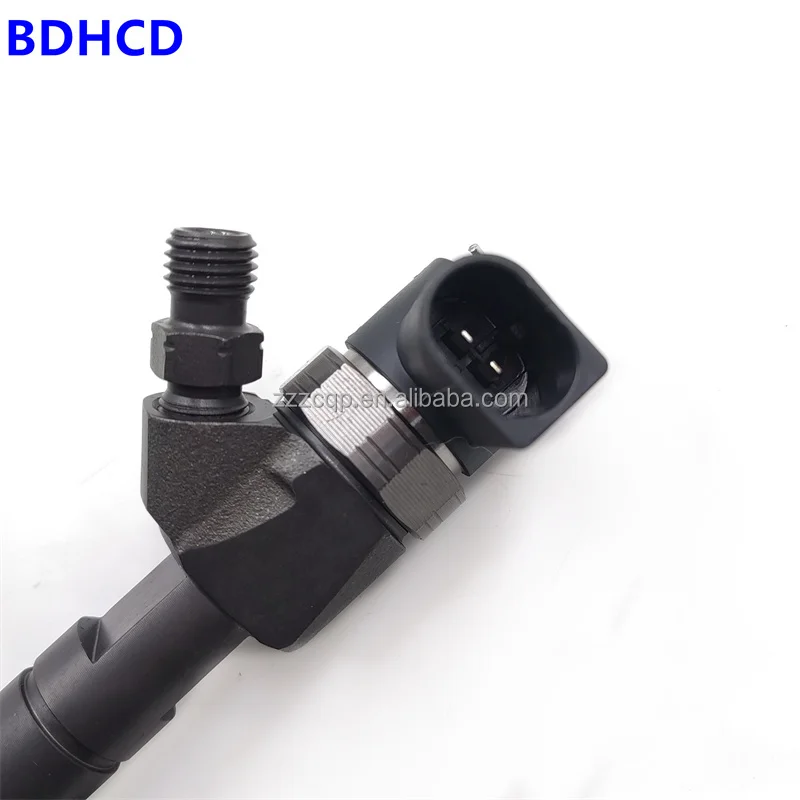 Inyector de combustible diésel de piezas de automóvil de fábrica OEM para inyector Common Rail de motor de camión Mercedes C200 0445110025