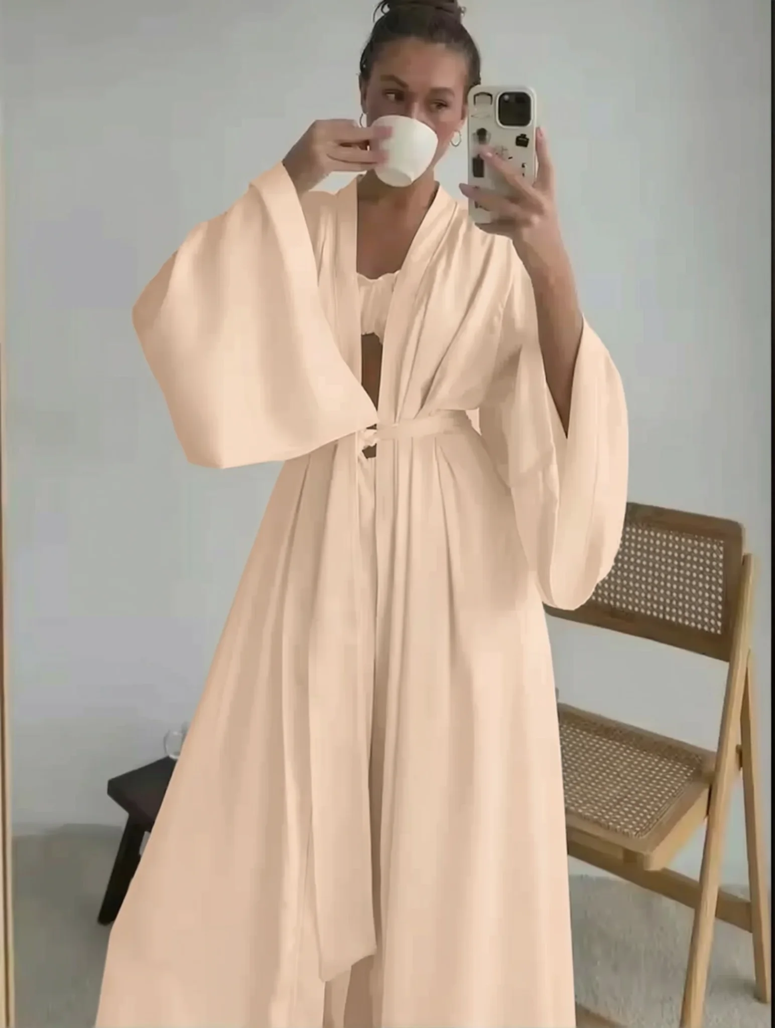 Thumbnail 4 - #1 Top Bridal Kimonos Picks for Every Budget