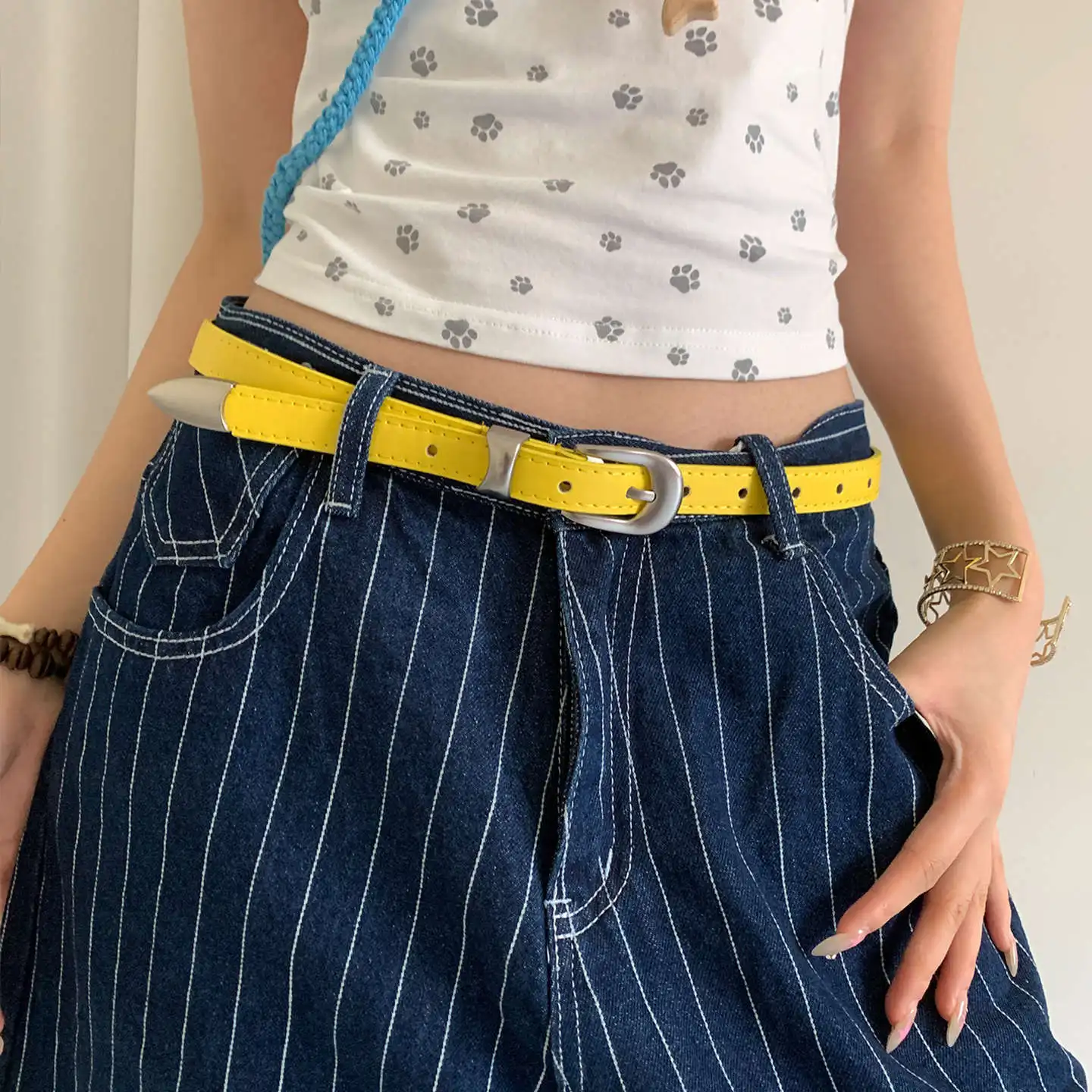 حزام أصفر على طراز الألفية الأمريكية Y2K للنساء بتصميم الدوبامين الصيفي مع تنورة حزام جينز عصري