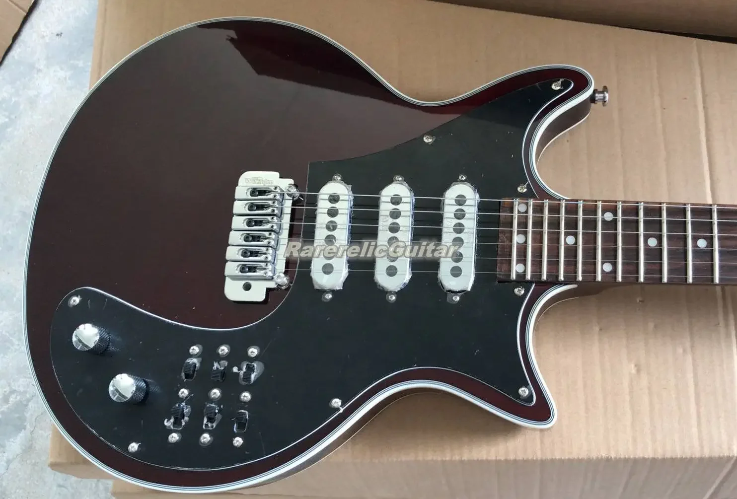 Wilkinson Style Bridge Wine Red Brian May Electric Guitar 3 Burns Pickups Tremolo Bridge 22 Frets 6 Switch Chrome Hardware