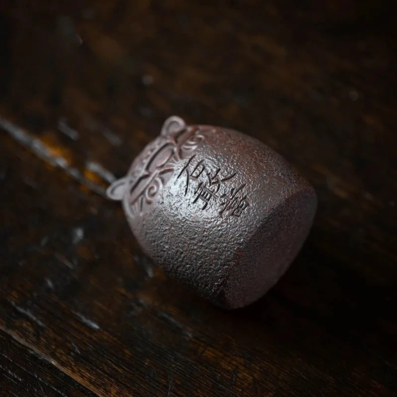 Yixing Purple Stone Darer Tea Table Zisha Tiger Pet Play Lid Cover Holder Small Ornaments Ceremony Tea Set Sculpture