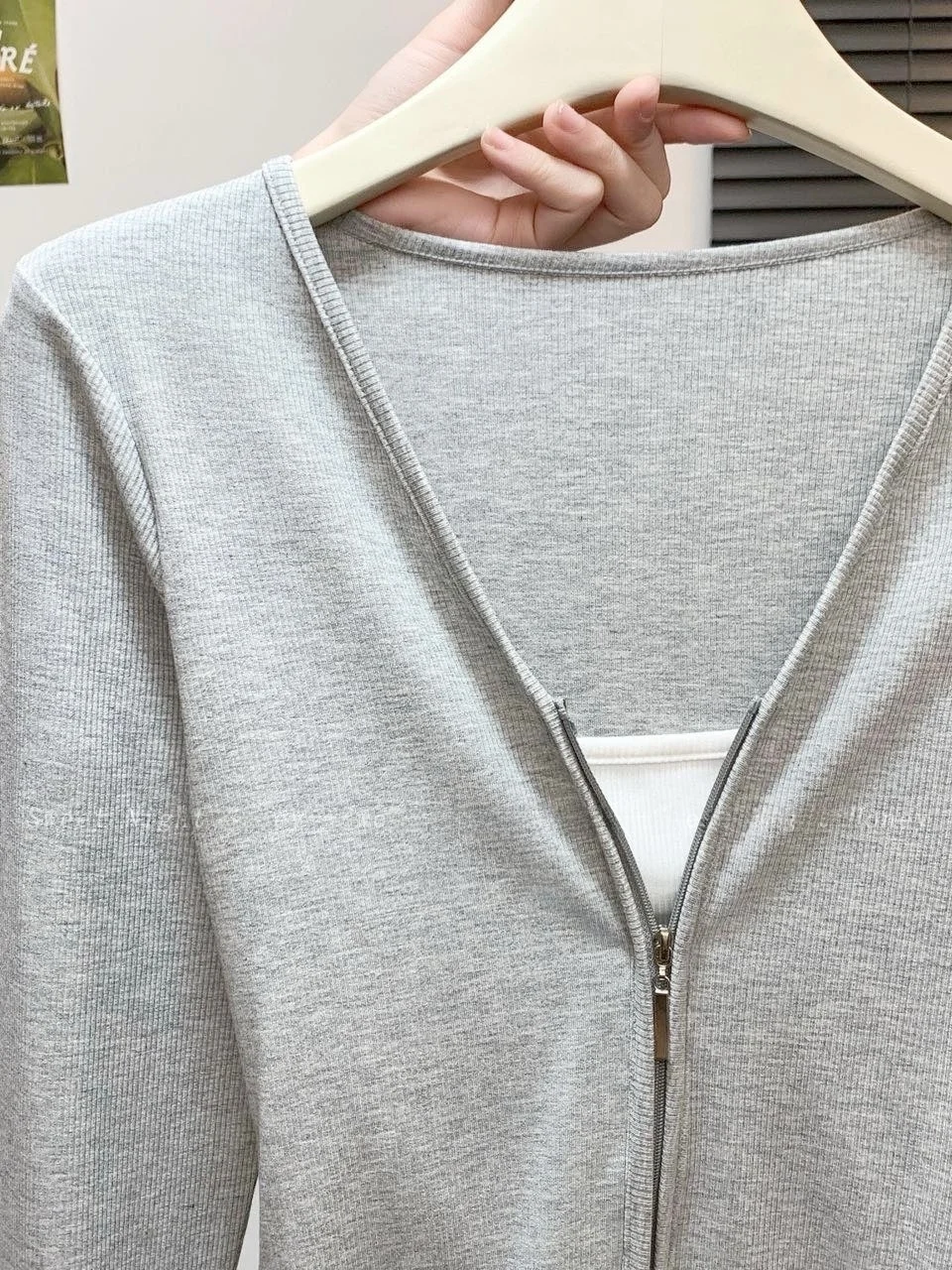 

Повседневный женский свитер-кардиган базового цвета, модный приталенный топ, универсальная верхняя одежда