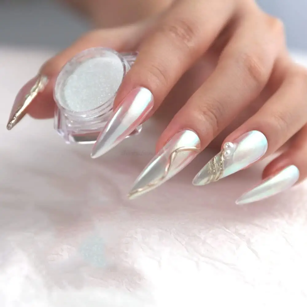 Shell Chrome Nagelglitzer im Test: Warum Aurora Chrome Nail Powder White Pearl die perfekte Wahl für strahlende Nägel ist