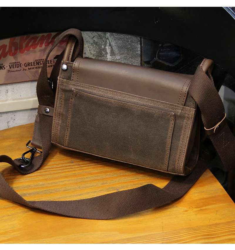 Newly Designed Retro Cross Body Bag Men\'s Small Messenger Bag Single Shoulder Flap Small Square Bag