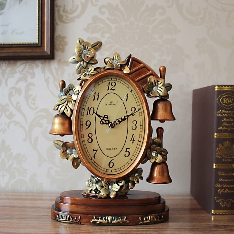 European-style table clock, living room household clock, pendulum clocks, tabletop, table ornaments,table clock, retro timepiece