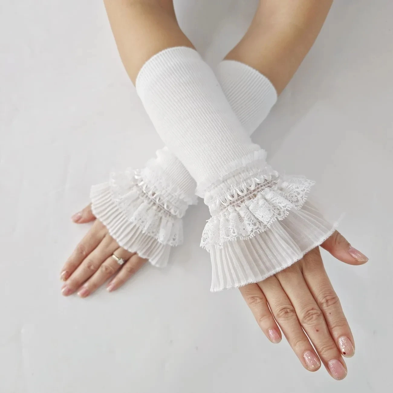 

Женские длинные эластичные кружевные рукава, вязаные манжеты на запястья, зимние теплые удобные мягкие варежки для девочек, Лолита, накладные манжеты, декор