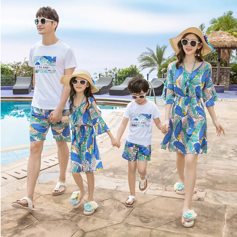 Family Matching Outfits Summer Island Beach Wear Clothes Men Kids Cotton Short Sleeves T shirt Pants Women Girls Dress SA1385