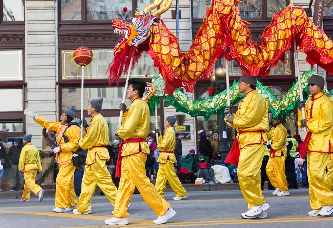 4m Golden size 5 Dragon Dance Costume 4 Players Children Student 8-15 Age Halloween Party Christmas Parade Folk Stage  China