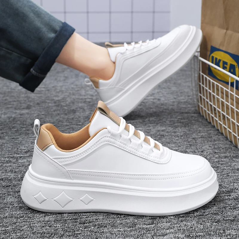 Zapatillas deportivas informales para hombre, de color blanco, con plataforma, ideales para actividades al aire libre, para correr, transpirables, ligeras, para caminar y que aportan altura.