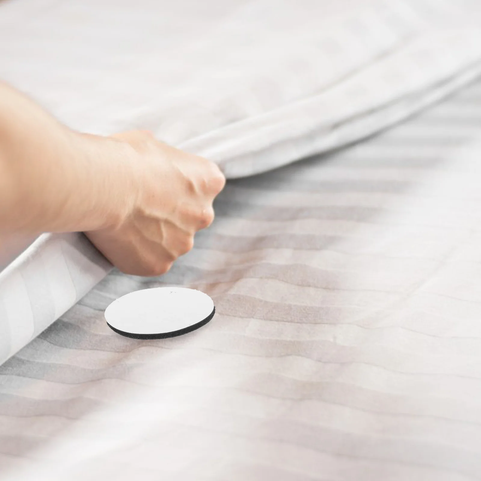 

20Pcs Multi-Function Non-Slip Adhesive Patches for Rugs Cushions Sofas Home Office Organization Stick on Patches