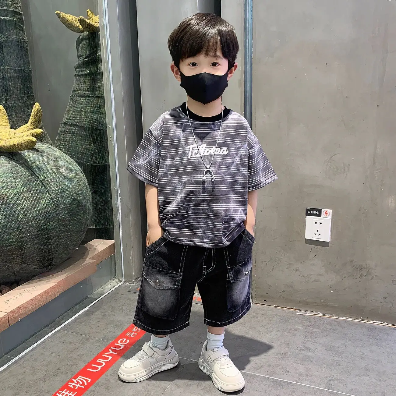

Summer Children Boy Clothes Set Fashion Stripe T-shirts Top and Shorts Bottom 2 Pieces Suit Kid Short Sleeve Outfits Tracksuits