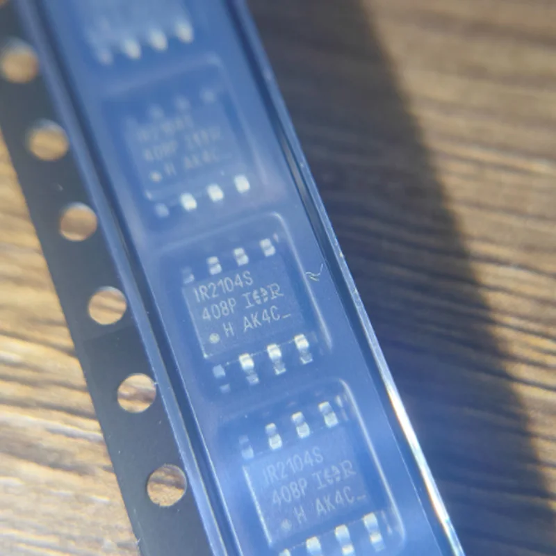 10 Brand New Original Ir2104Strpbf Silk Screen Ir2104S Bridge Driver Ic Chip Packaged in Sop-8