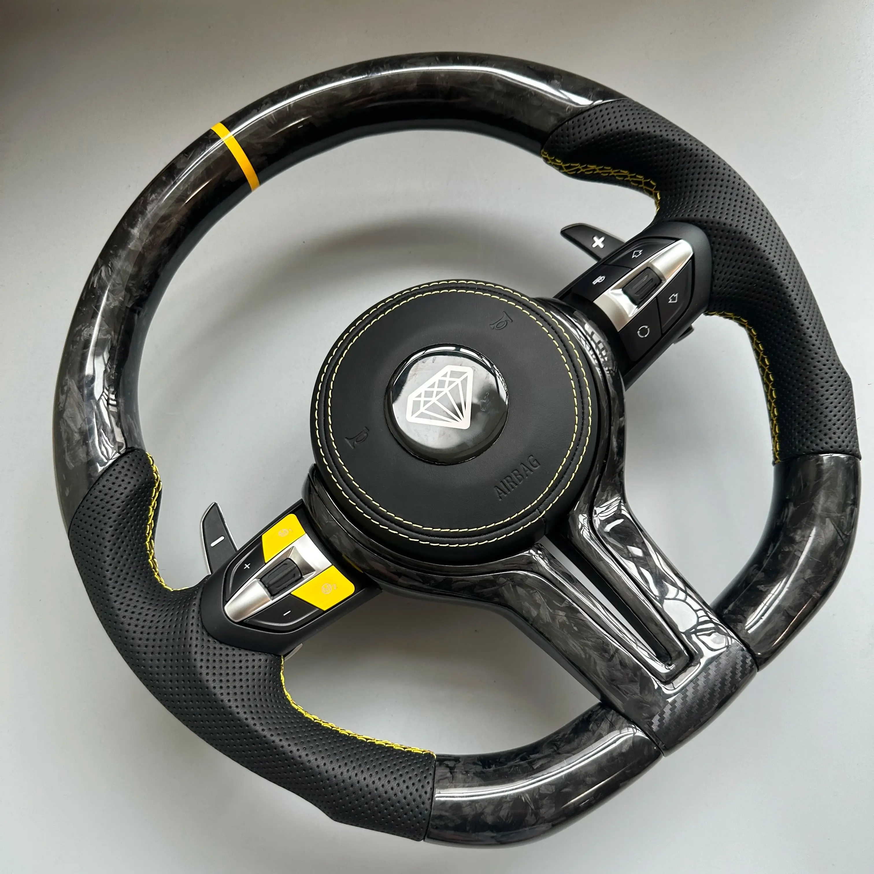 M Sport Steering Wheel for bmw e60 E46 E90 E38 E39 X5 E70 E81 E83 X1 E84 E87 E82 E92 E93 M3 3 series carbon fiber steering wheel