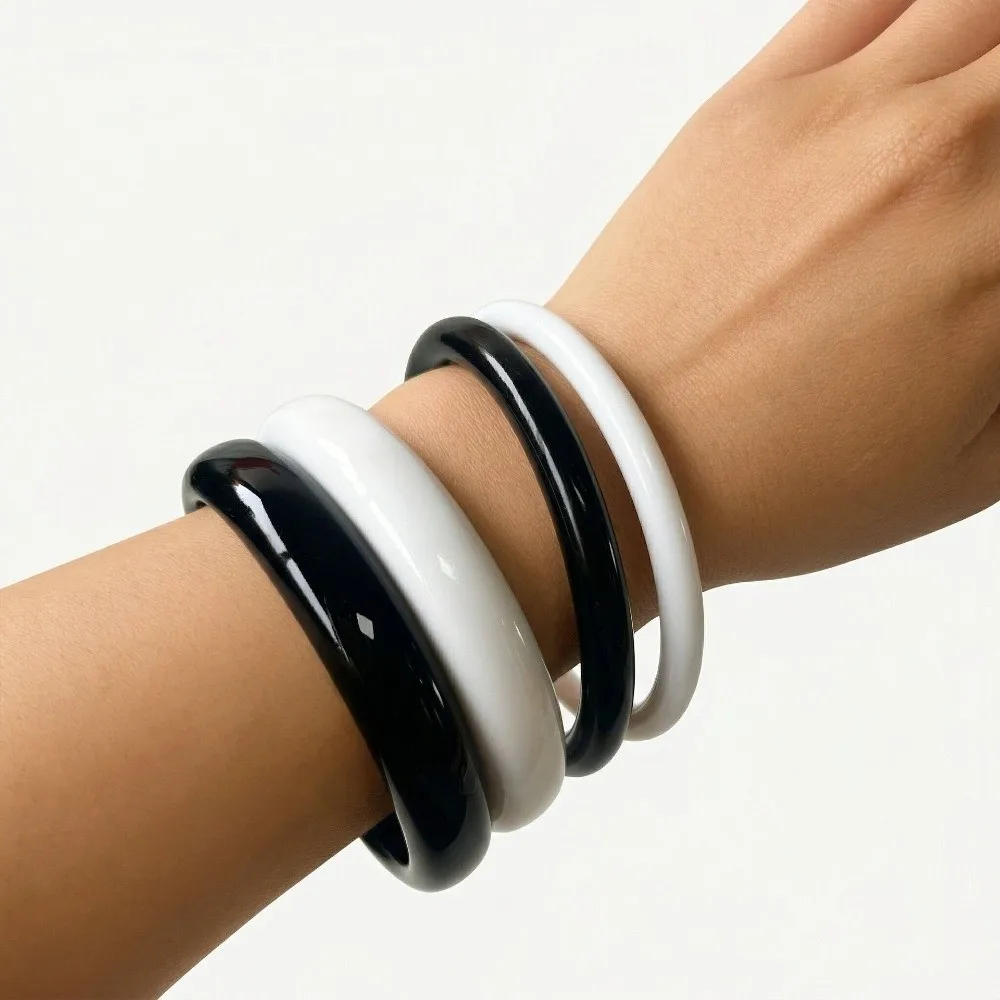 4Pcs/Set Wristband Acrylic Bracelets Set Hand Ring Stackable Boho Bracelets Korean Translucent Geometric Bracelets Summer