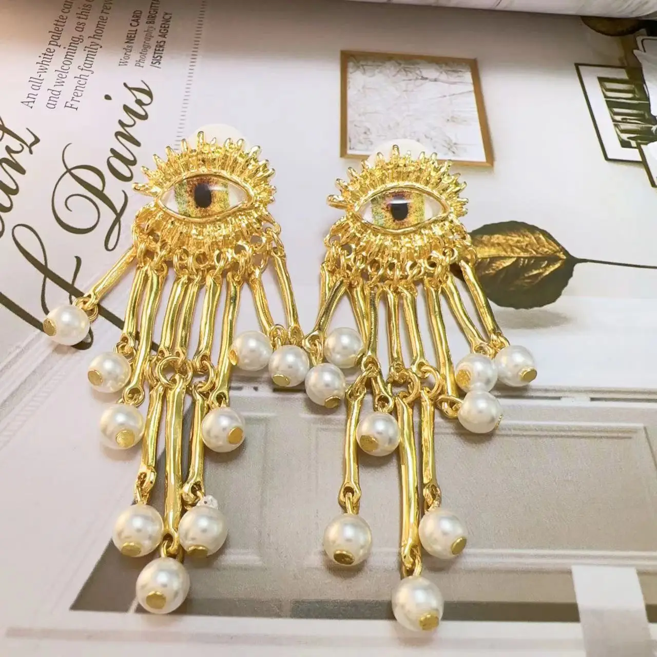 

Серьги-гвоздики с бахромой и жемчугом