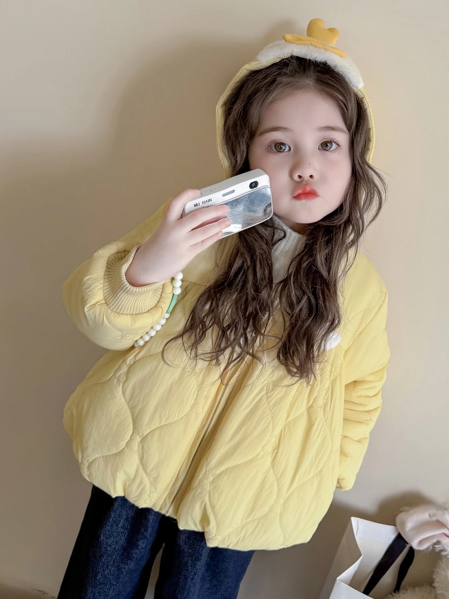 

Thiened Winter Cotton Jaet for Girls with Hat Du Pattern Warm Children's Clothing 2025 New Sle School Sweet Sle